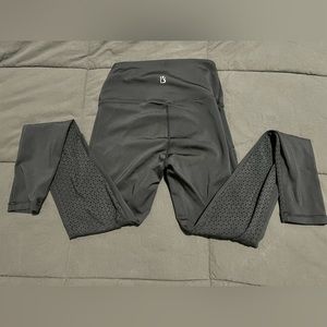 Buffbunny Laser Cut Leggings - Size Small